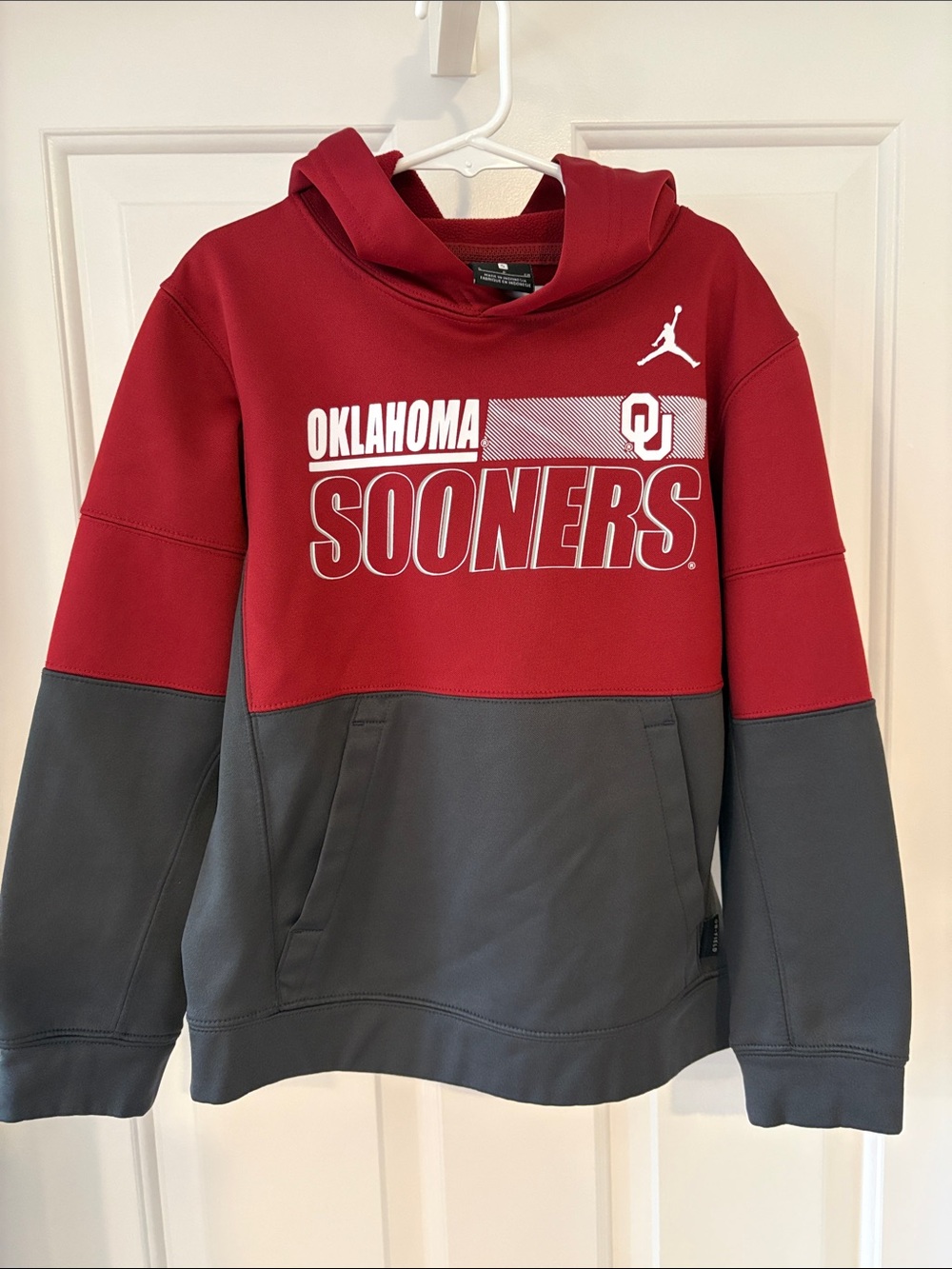 Nike Kids Oklahoma Sooners Red and Gray Pullover Hoodie